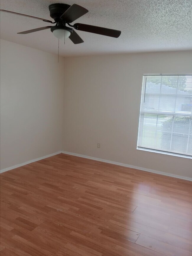 Building Photo - 2655 Sumba Ave