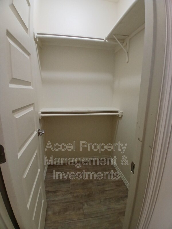 Building Photo - 3713 Whitewing Ave