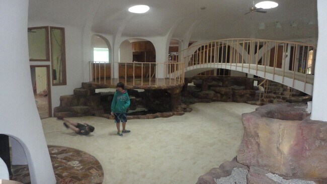 Building Photo - Large Underground House with indoor pool n...