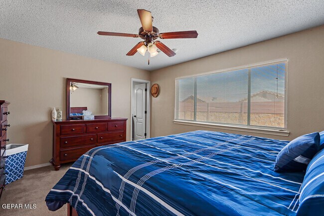 Building Photo - 14413 Desert Sage Dr