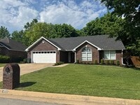 Building Photo - 1623 Garden Ave