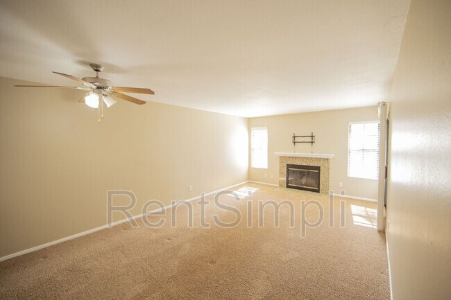 Building Photo - 15024 Avenida Venusto