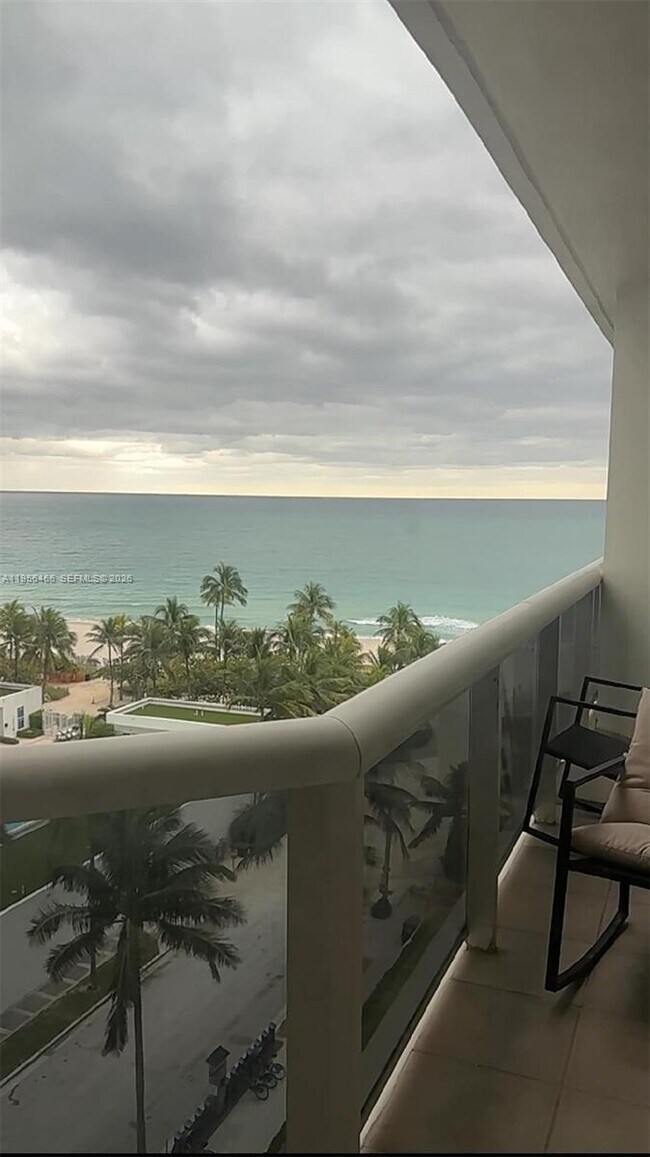 Building Photo - 9595 Collins Ave