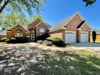 Building Photo - 103 Oros Point