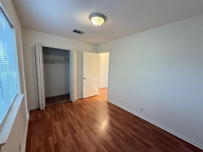 Building Photo - 3201C El Salido Pkwy