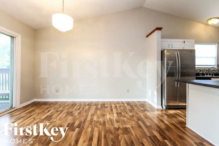 Building Photo - 8258 Pleasant Tree Ct