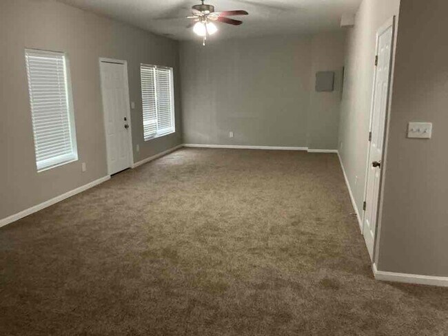 Building Photo - 5323 Craigs Creek Dr
