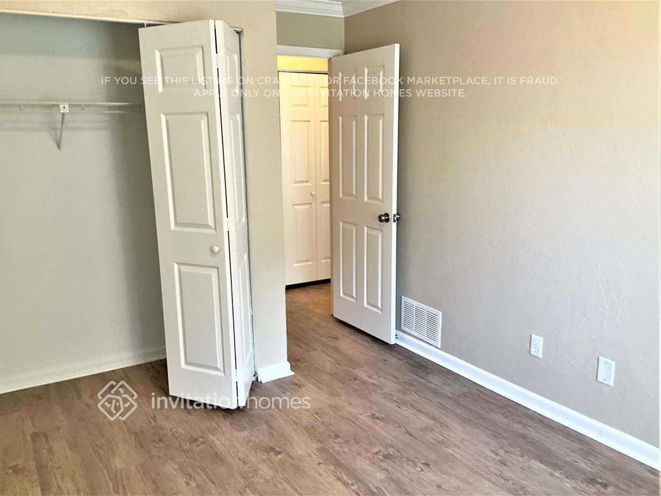 Building Photo - 1725 Pine Tree Dr