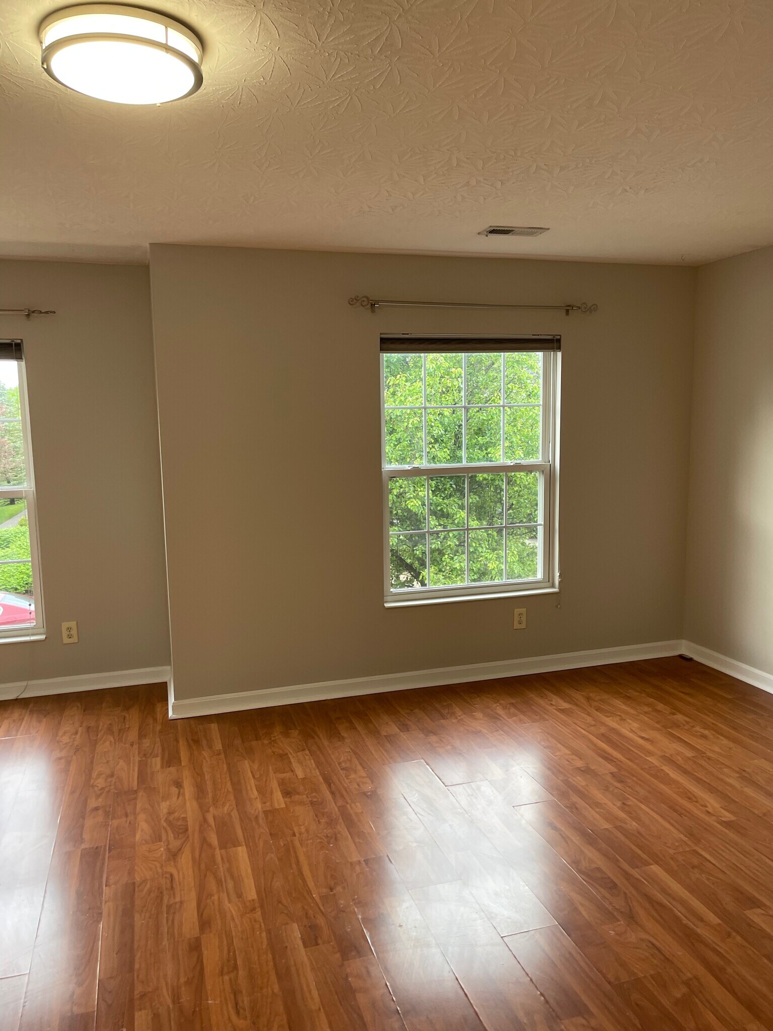 Building Photo - 4333 Marival Way