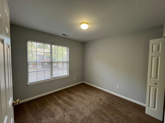 Building Photo - 4325 Pine Springs Ct