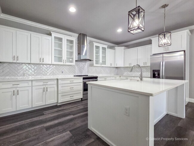 Building Photo - 1757 SW 72nd CIR