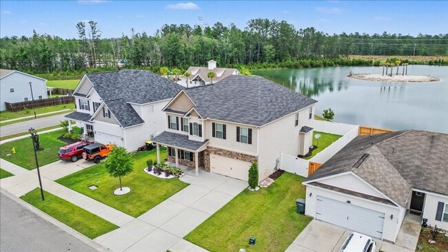 Building Photo - 4 Bed/3.5 Bath Home in The Palms at New Hampstead