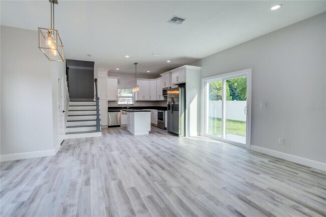 Building Photo - 5630 Queener Ave