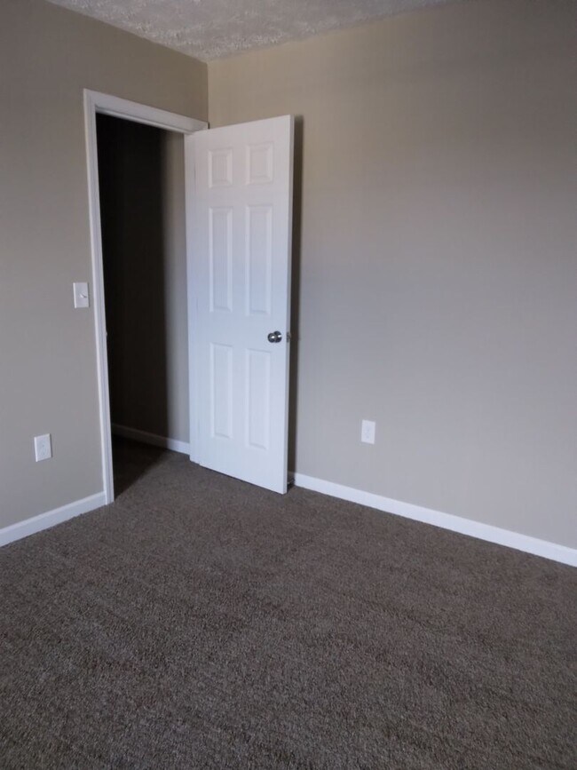 Building Photo - Now available 3 Bedroom 2 Bath Single Family Home - White Pine, TN