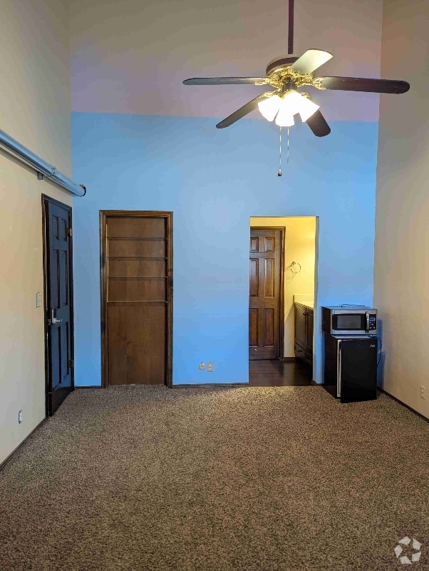 Building Photo - 4539 S 1800 W