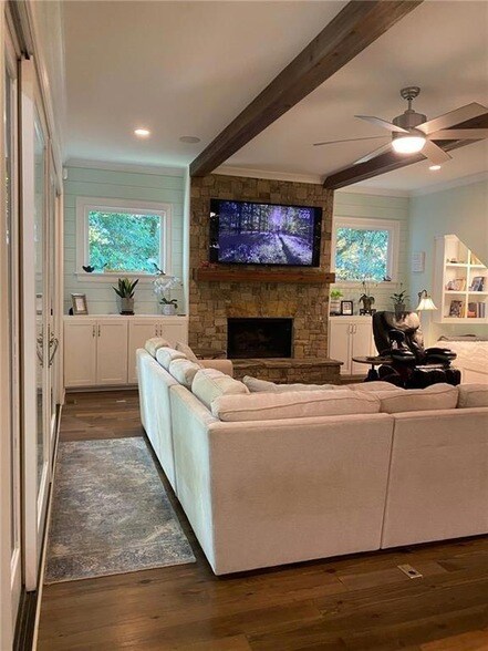 Building Photo - 1891 Ardmore Rd NW