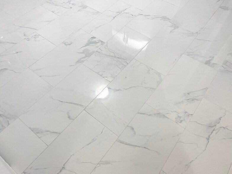 Building Photo - 317 Alexander Ave