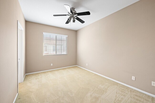 Building Photo - 1527 Cir Ranch Way