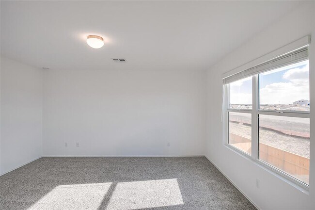 Building Photo - 140 Joe Kidd Ln
