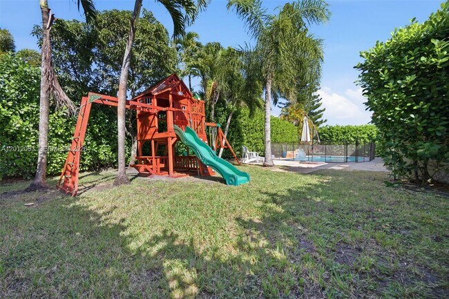 Building Photo - 11703 Sunfish Way