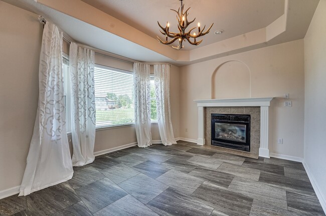 Building Photo - Elegant 3-Bedroom, 3-Bath Home in Prestigi...
