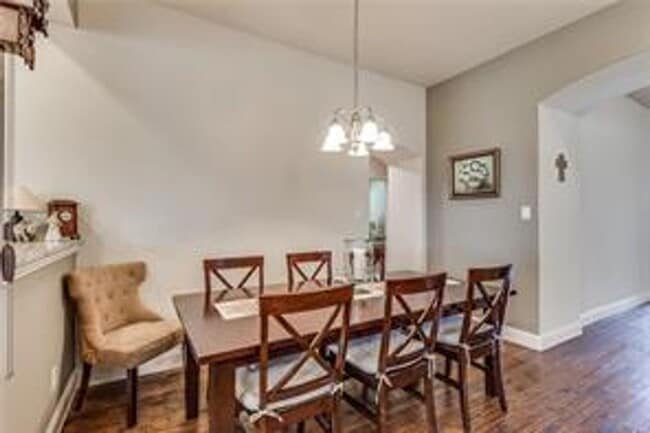 Building Photo - Another chance to own this warm and inviti...