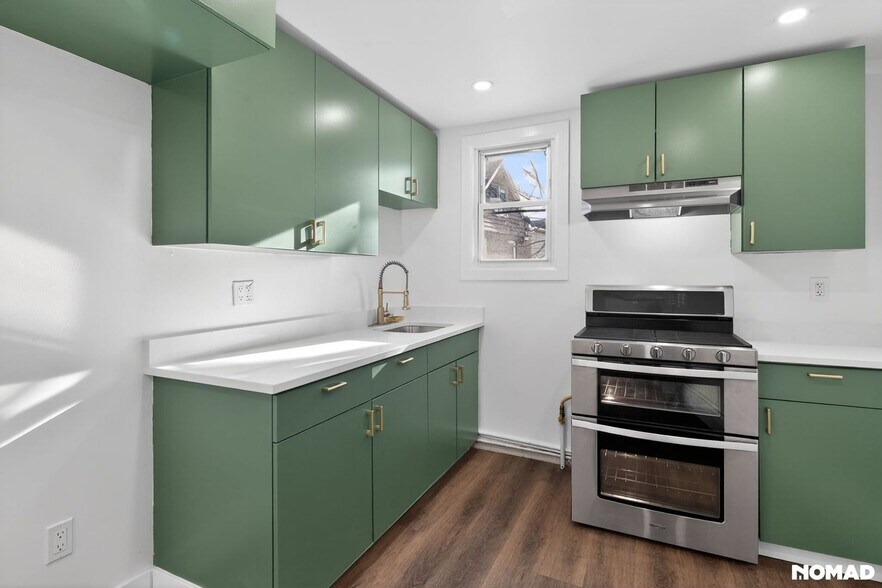 Building Photo - 156 Old Bergen Rd