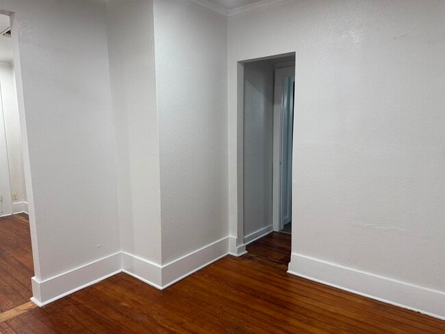 Building Photo - 508 B Ave