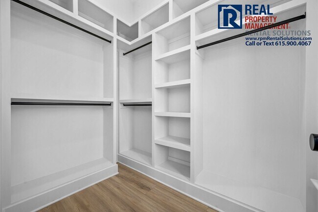 Building Photo - Brand new luxury townhome in East Nashvill...