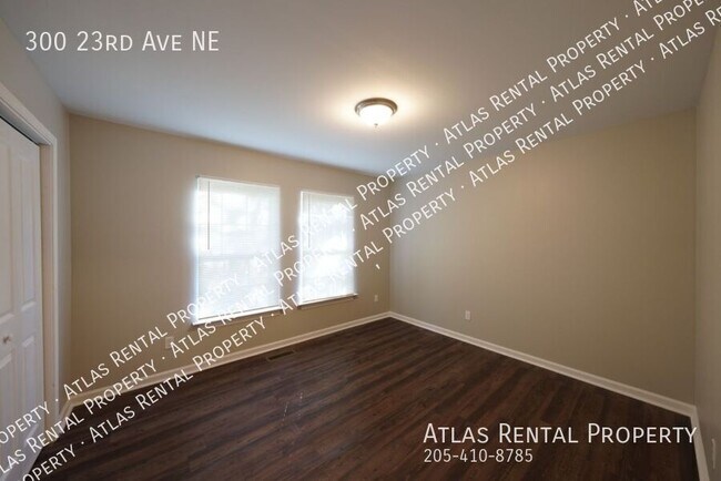 Building Photo - 300 23rd Ave NE