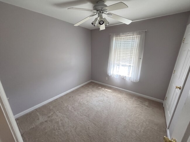 Building Photo - 112 Stull Ct