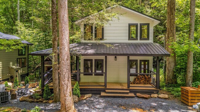 Building Photo - 152 Baxter Rd