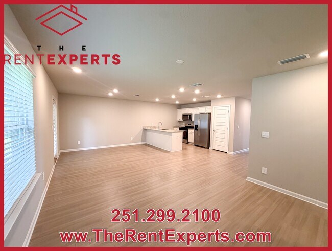 Building Photo - 2606 Windmere Dr E