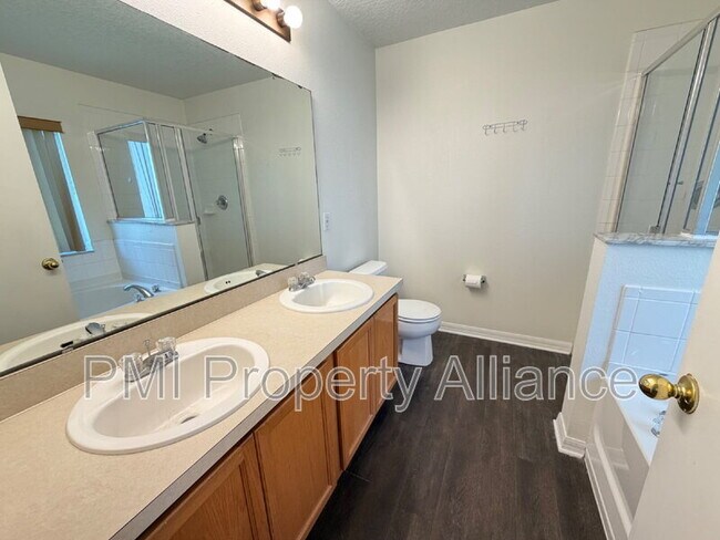 Building Photo - 1153 Elderberry Dr
