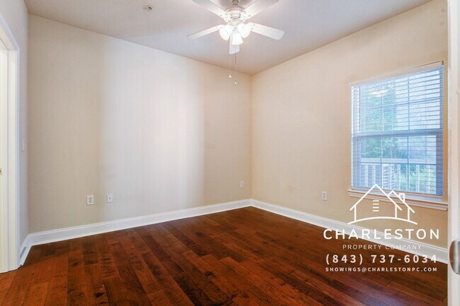 Building Photo - 1300 Park W Blvd