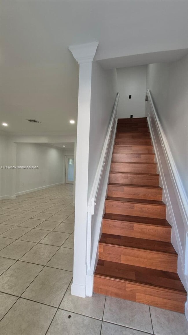 Building Photo - 8531 SW 109th Ave