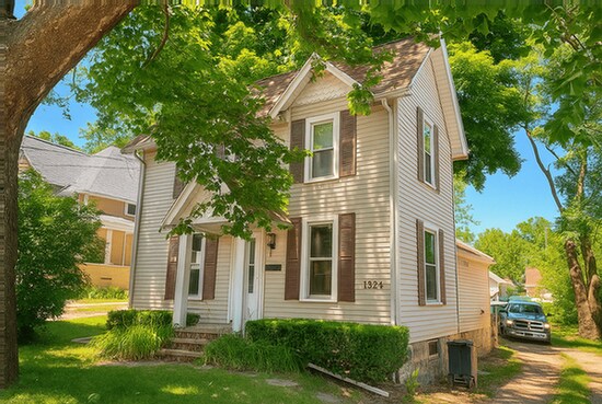 Primary Photo - 1324 E Ganson St