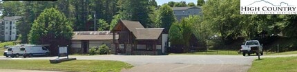 Building Photo - 1846 U.S. Hwy 421 S