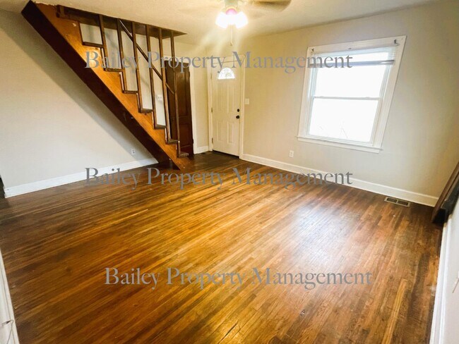 Building Photo - 4170 Hazelwood Ave
