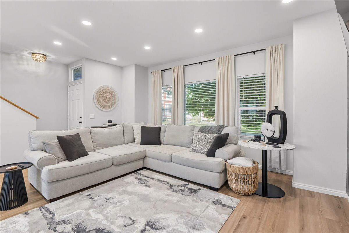 Building Photo - 1552 S 850 W