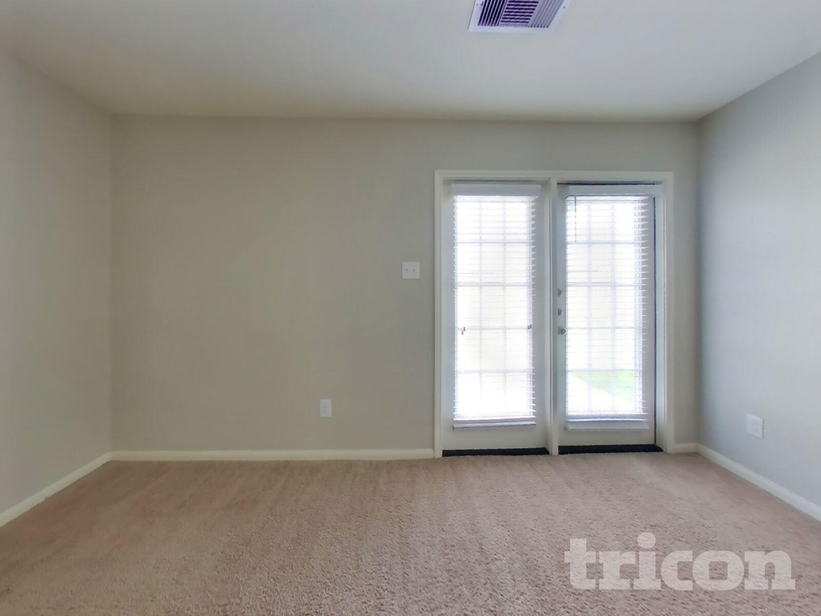 Building Photo - 2321 Oyster Bay Ave