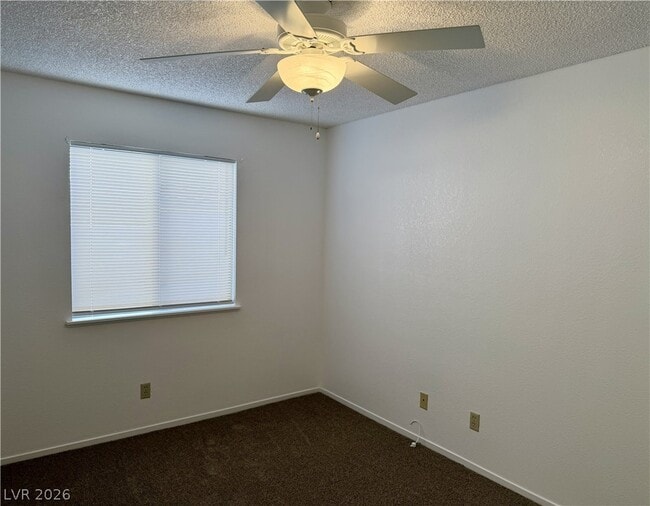 Building Photo - 1923 Magnolia Dr