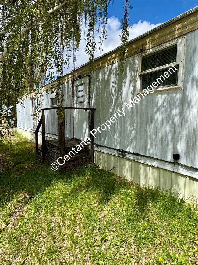 Building Photo - 2 bedroom in the Cobban Courts!
