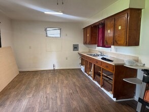 Building Photo - FOR RENT IN DUSON!