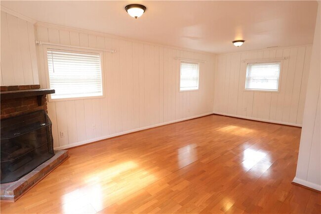 Building Photo - 1735 Moonstone Ct