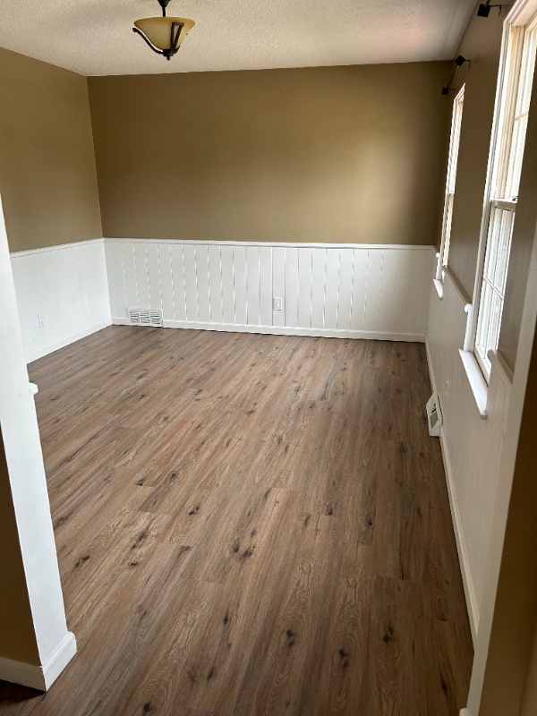 Building Photo - 2700 Carmel Dr