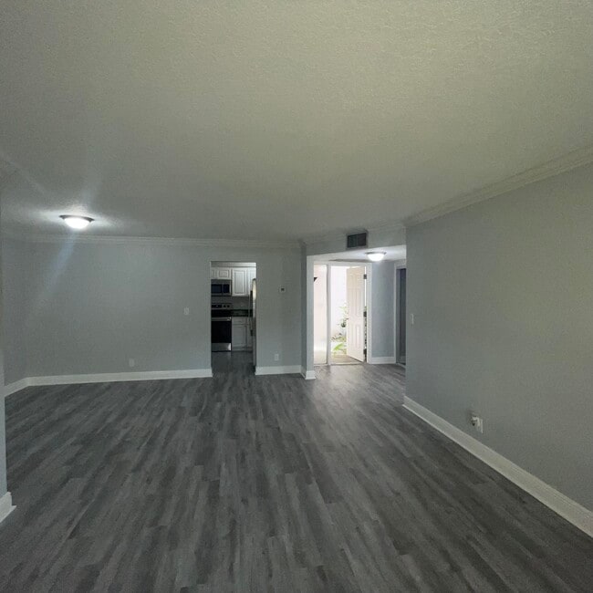 Building Photo - 3427 NW 47th Ave