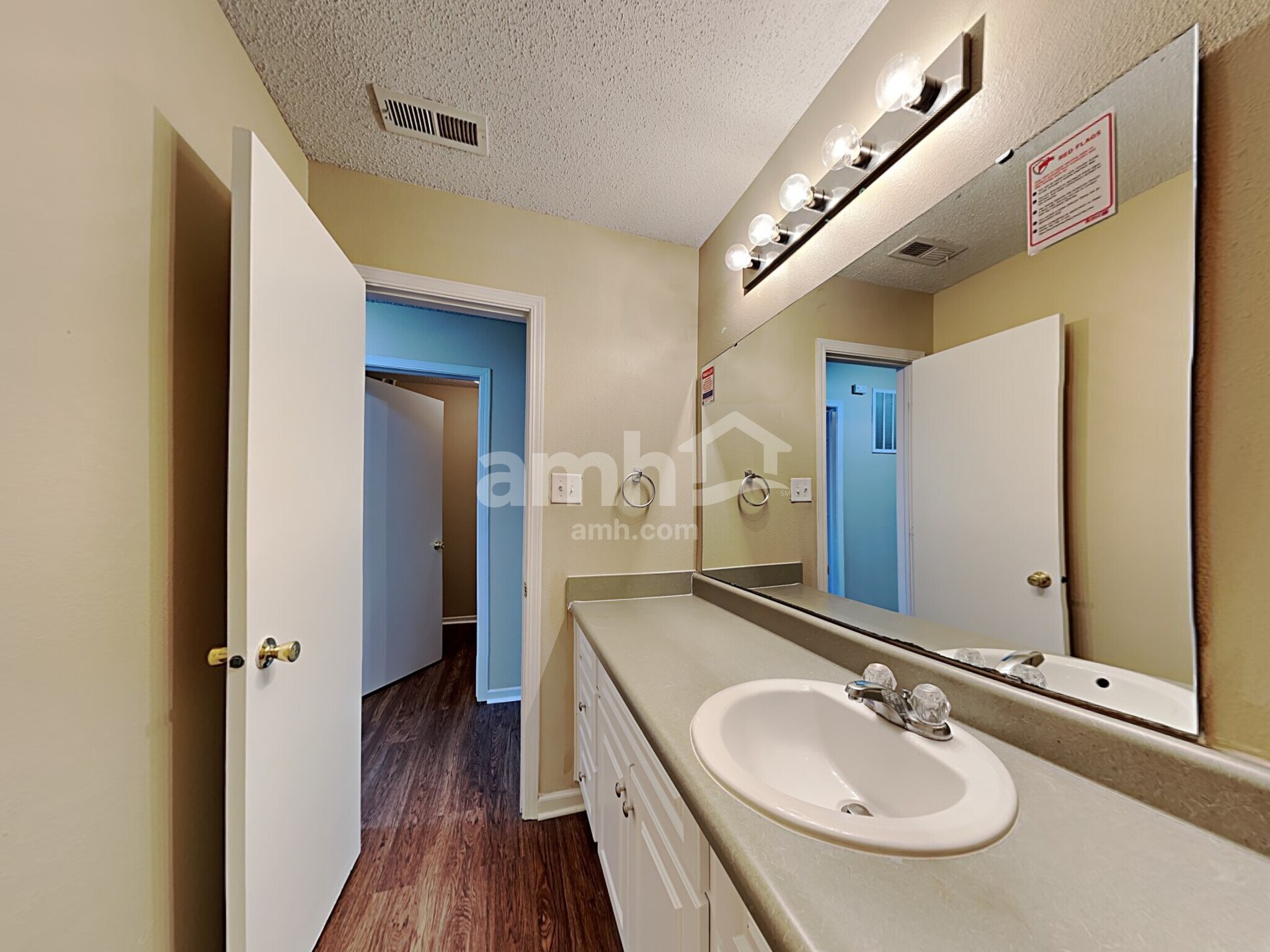 Building Photo - 8327 Wanda Lake Dr