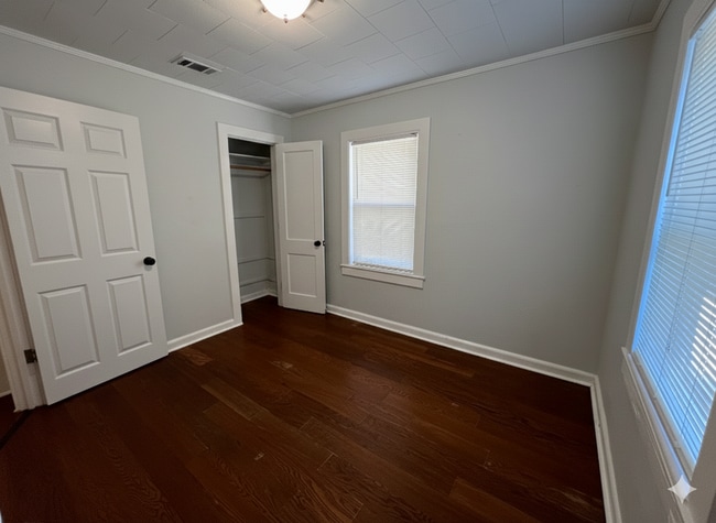 Building Photo - 33 Magnolia Ave SE