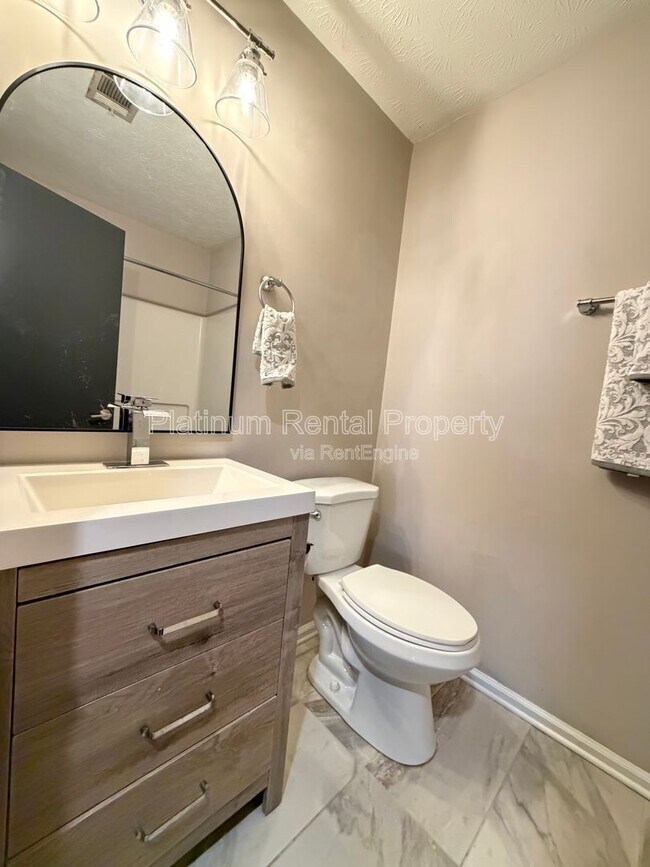 Building Photo - 2675 Wildflower Ln SW